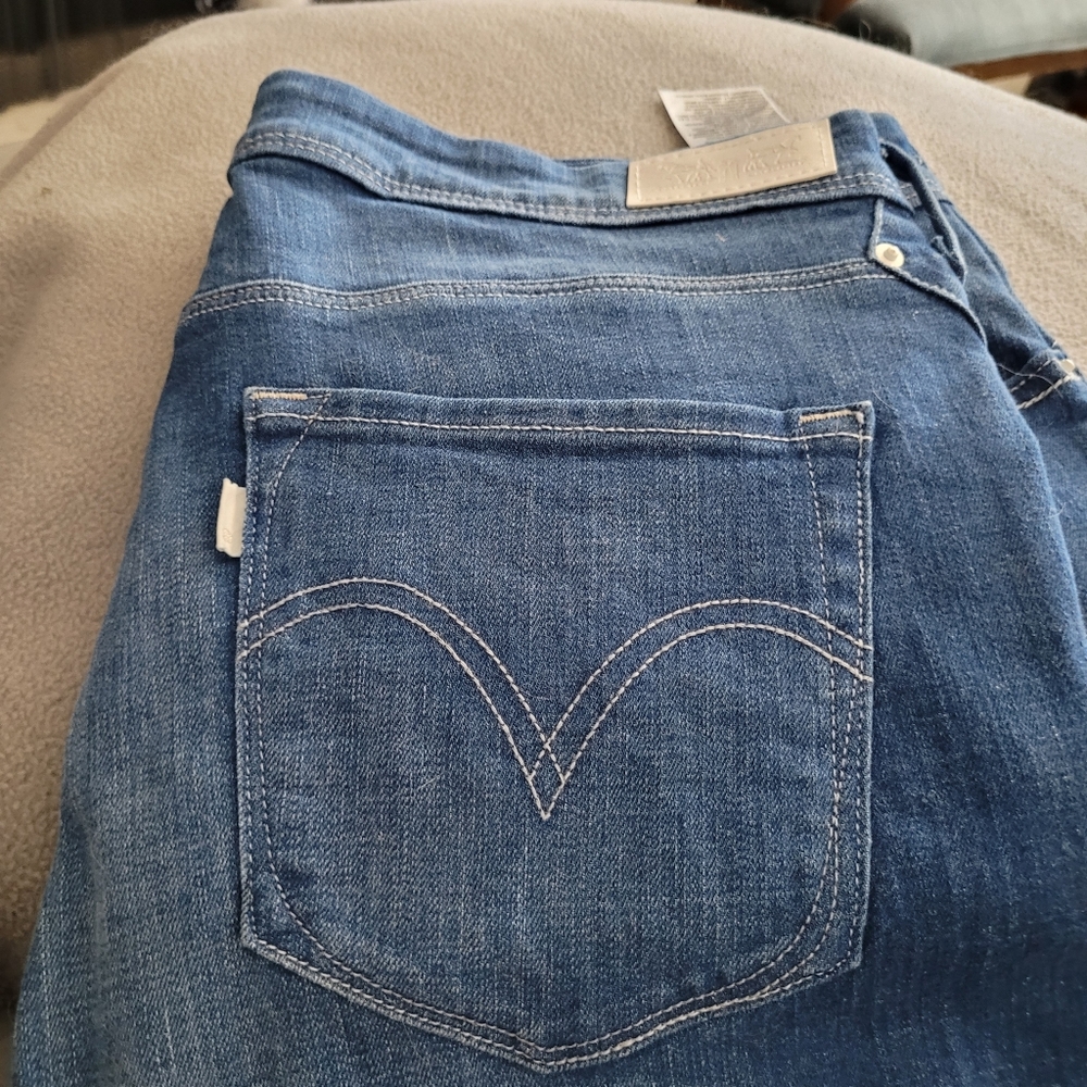 ladies levis white stitch jeans